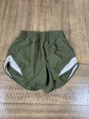 Women’s Athletic Running Shorts Olive Green Size M Lined Workout